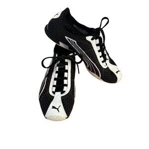 Puma Size 6.5 Black & White Harambee Low Top Athletic Soccer Training Shoes